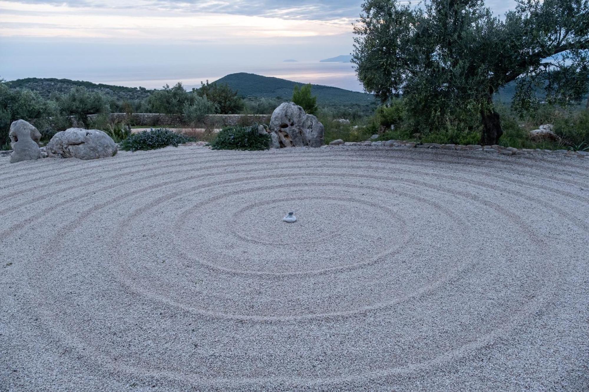 Zen Rocks Resort Kalianeika Exteriér fotografie